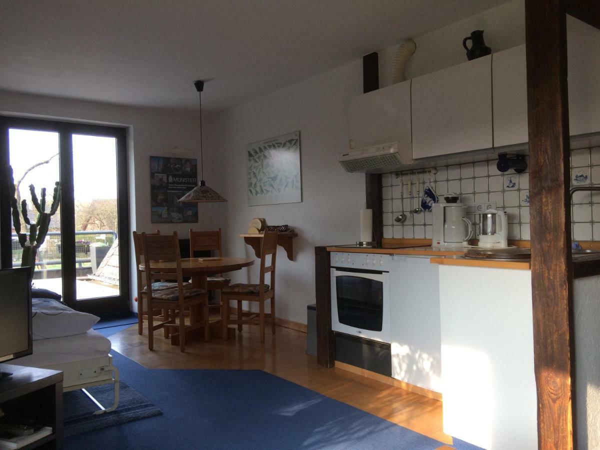 Idyllische Stadtrandwohnung มึนสเทอร์ ภายนอก รูปภาพ